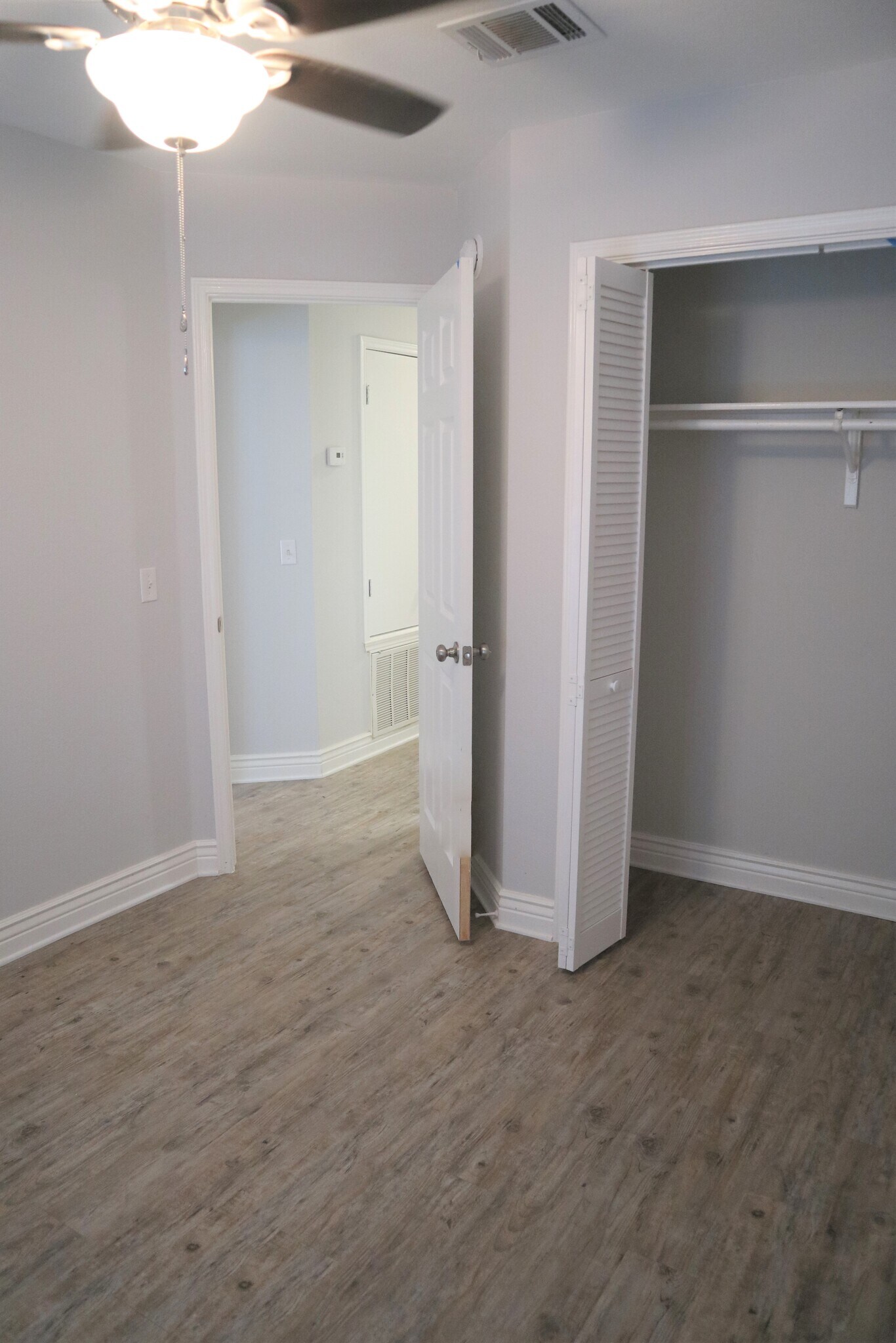 Bedroom 2 Closet - 1105 sorrel ct