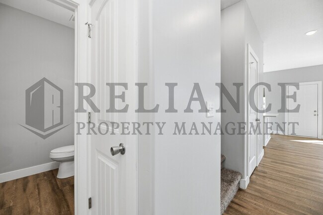 Building Photo - 4515 E 45th St N