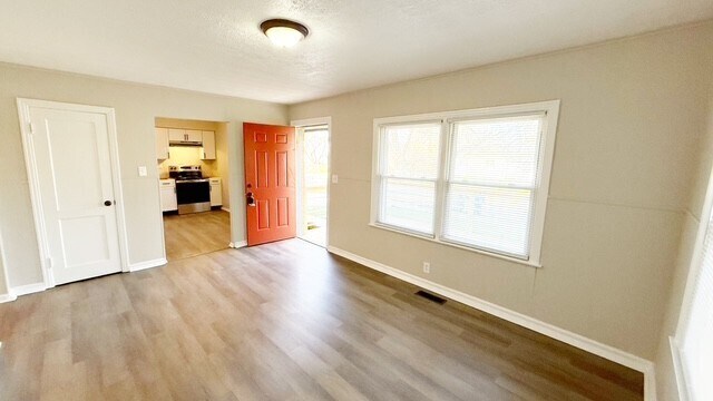 Building Photo - 3619 Tiffany Dr