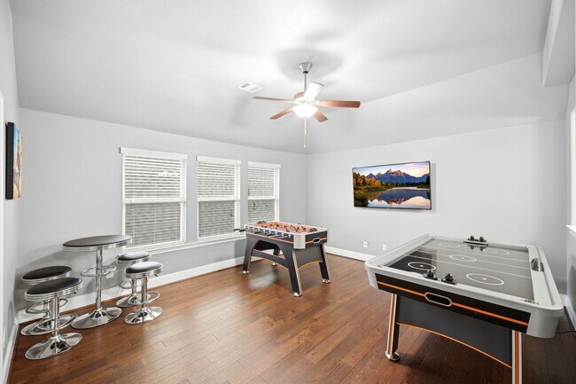 Building Photo - 2239 Falcon Brook Dr