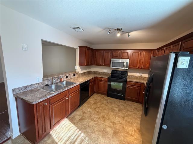 Building Photo - 5031 Mountain Spring Trail