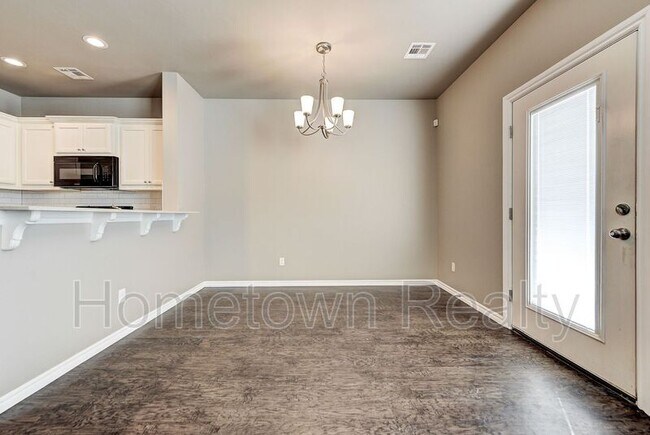 Building Photo - 788 SW 13th St