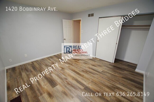 Building Photo - 1420 Bobbinray Ave