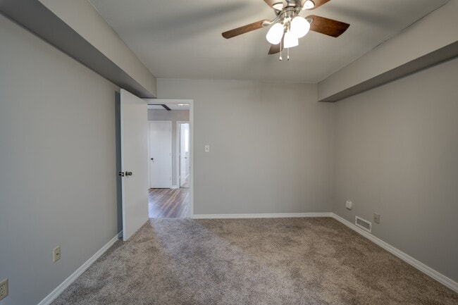 Building Photo - 13811 Turnberry Ln