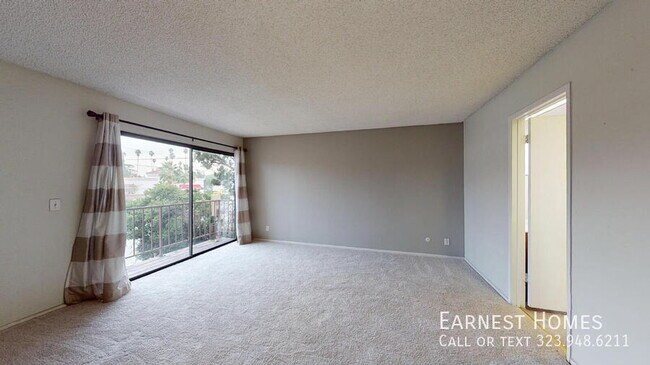 Building Photo - 7231 Balboa Blvd