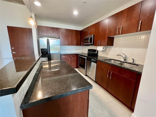 Building Photo - 300 S Australian Ave