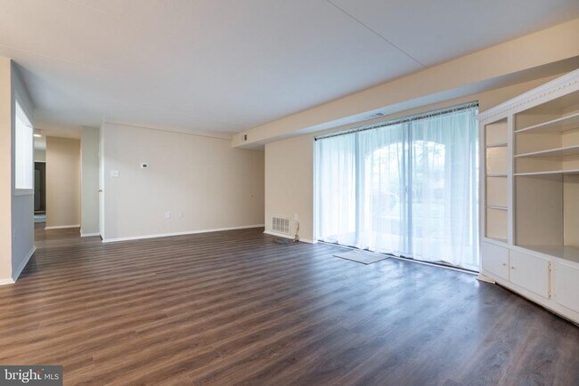 Building Photo - 501 N Bethlehem Pike