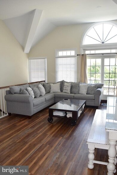 Building Photo - 205 W Brigantine Ave