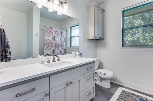 Building Photo - 4800 Co Rd 265