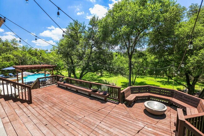 Building Photo - A Private Great Hills Estate on 1.32 Acres Backing to Protected Green Space **Fully Furnished**