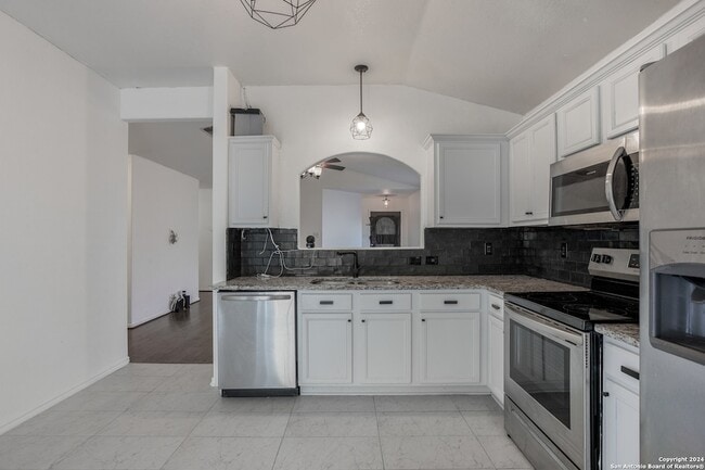 Building Photo - 6707 Carlsbad Rio