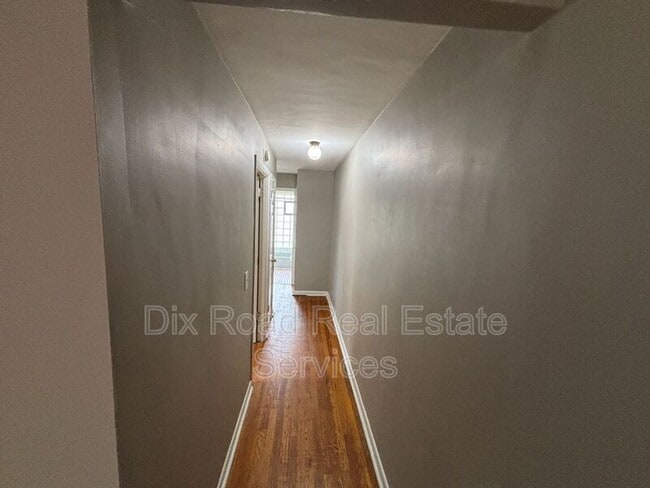 Building Photo - 1616 Pelham Pl