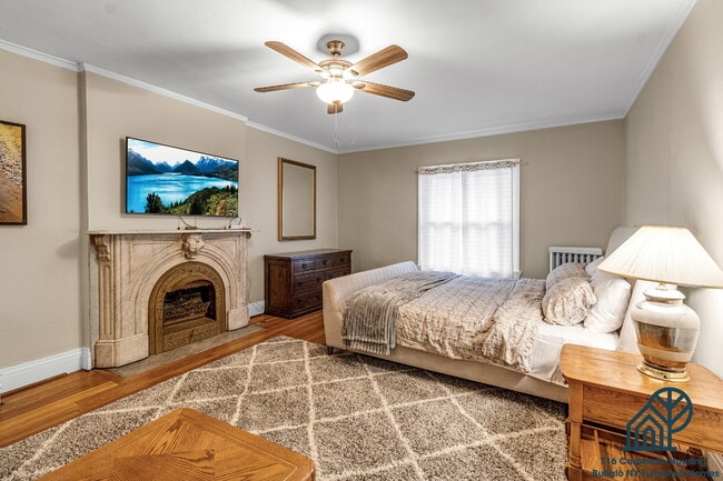 Building Photo - Furnished 4-Bedroom, 2.5-Bath Apartment near Elmwood Village