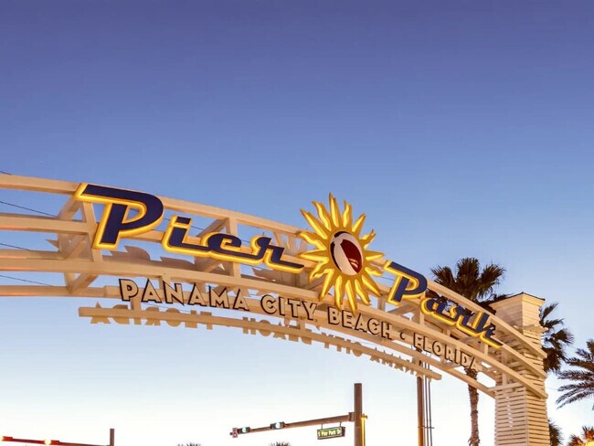 Building Photo - 21310 Pompano Ave