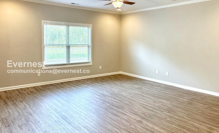 Building Photo - 115 Kretzer Ct