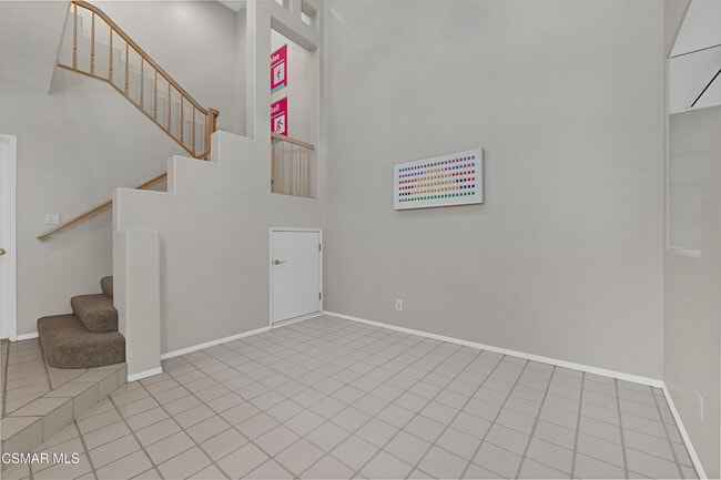 Building Photo - 1048 Mountain Oak Pl