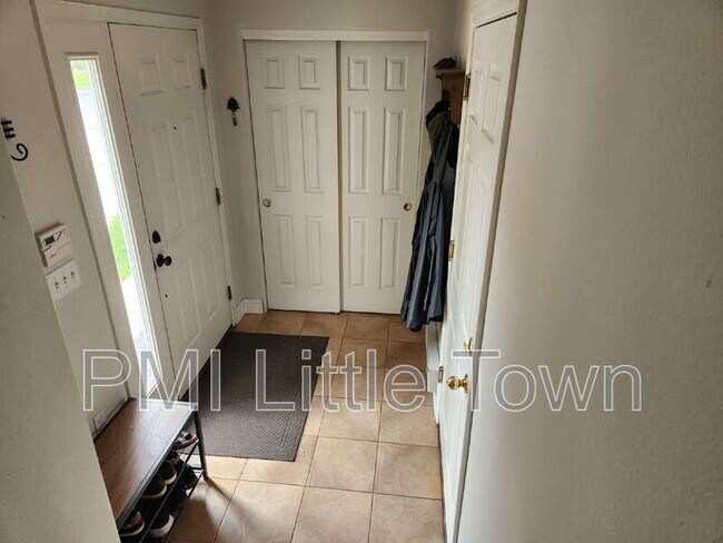 Building Photo - 2773 W Riverwalk Cir