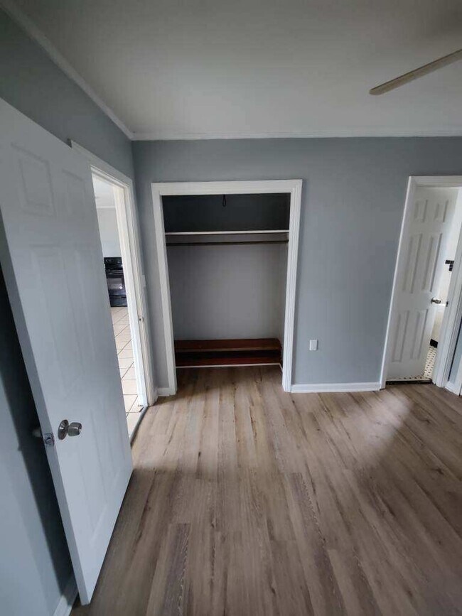 616 Mills Ave 616 Mills Ave Pensacola FL 32507 Apartment Finder