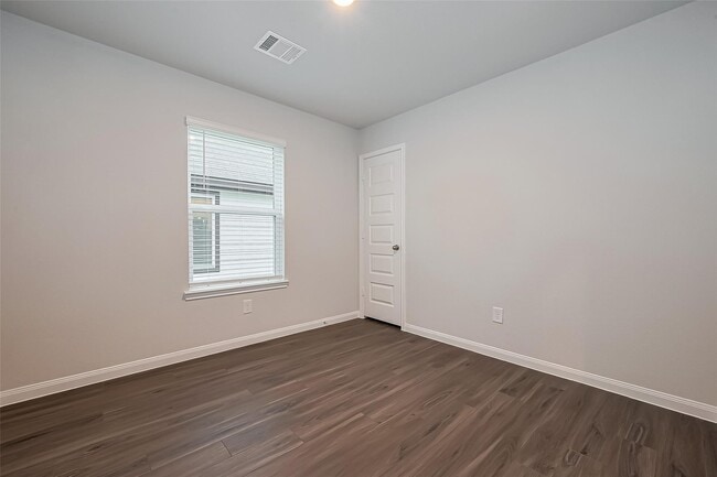 Building Photo - 13625 Goldeye Dr