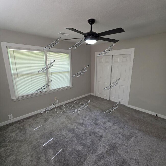 Building Photo - 7610 E 113th St