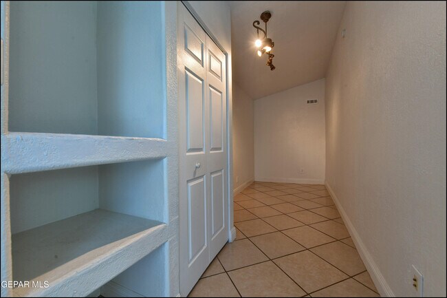 Building Photo - 1744 Gambel Quail Dr