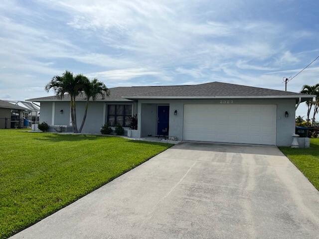 2 car garage in a very nice, family neighborhood. - 2321 SE 5th Ct