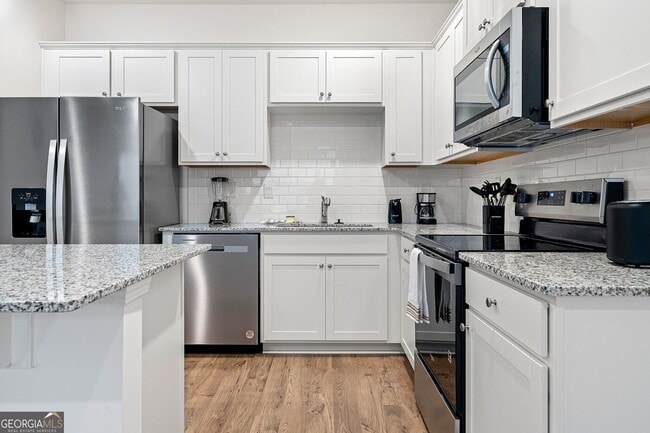 Building Photo - 1396 Grove Park Pl NW
