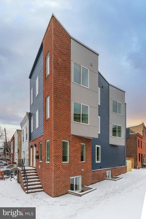Building Photo - 1255 N 23rd St