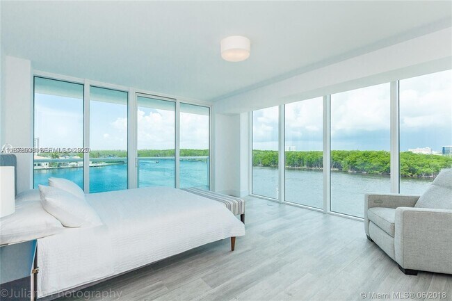 Building Photo - 400 Sunny Isles Blvd