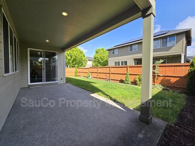 Building Photo - 5301 SE Thornapple St