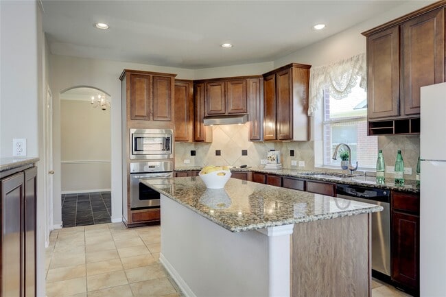 Building Photo - 13419 Sunset Bay Ln