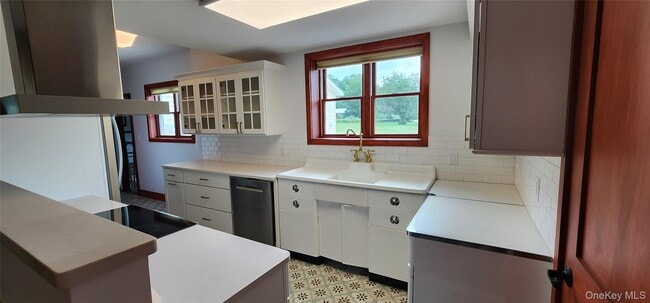 Building Photo - 31 McCormick Rd