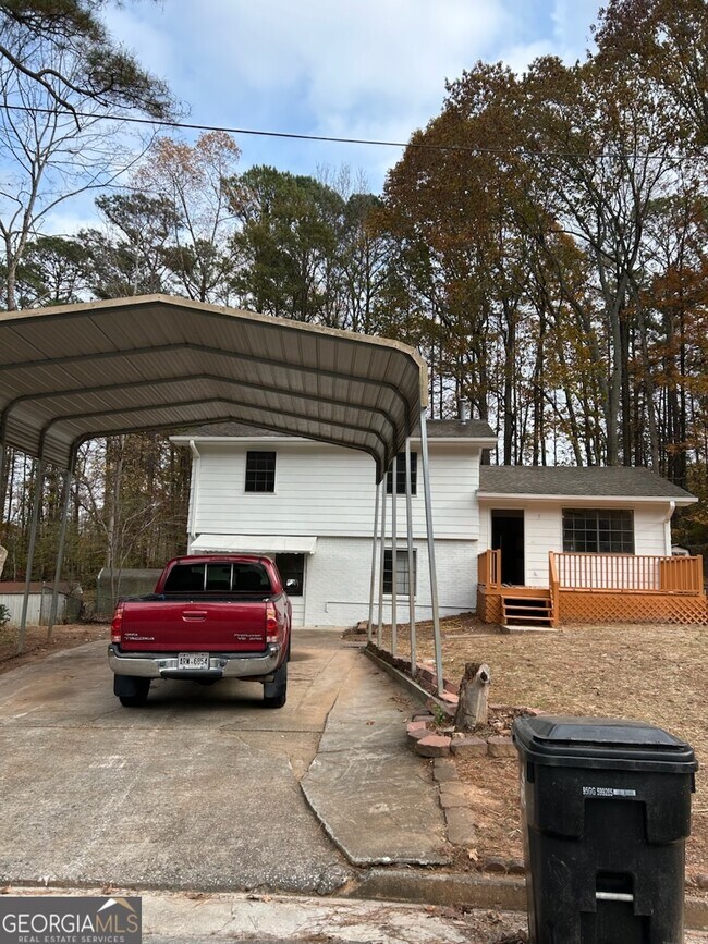 Primary Photo - 197 Lexington Ct