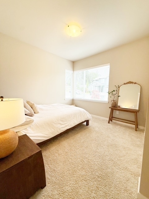 Building Photo - 2405 NE Waterlily Wy