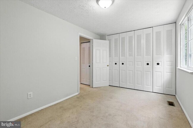 Building Photo - 8734 Susquehanna St
