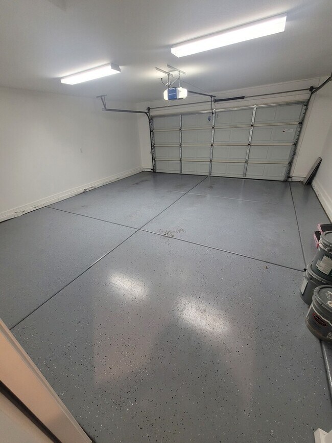 Building Photo - Gorgeous 3/2 in the foothills for rent!