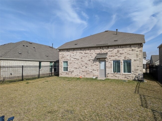 Building Photo - 27607 Seascape Vlg Dr