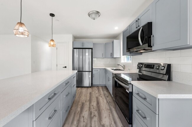 Building Photo - BK-1523