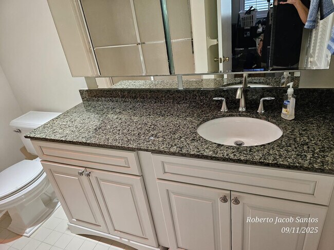 Building Photo - 23305 Barwood Ln N