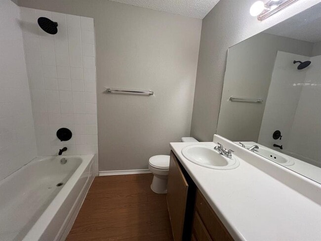 Building Photo - 7209 Aldea Dr