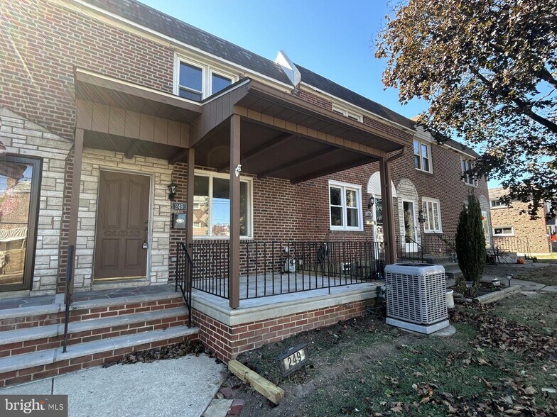 Front of home - 249 Park Dr