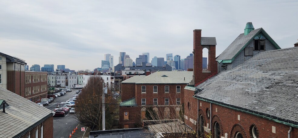 Building Photo - 58 Lubec St