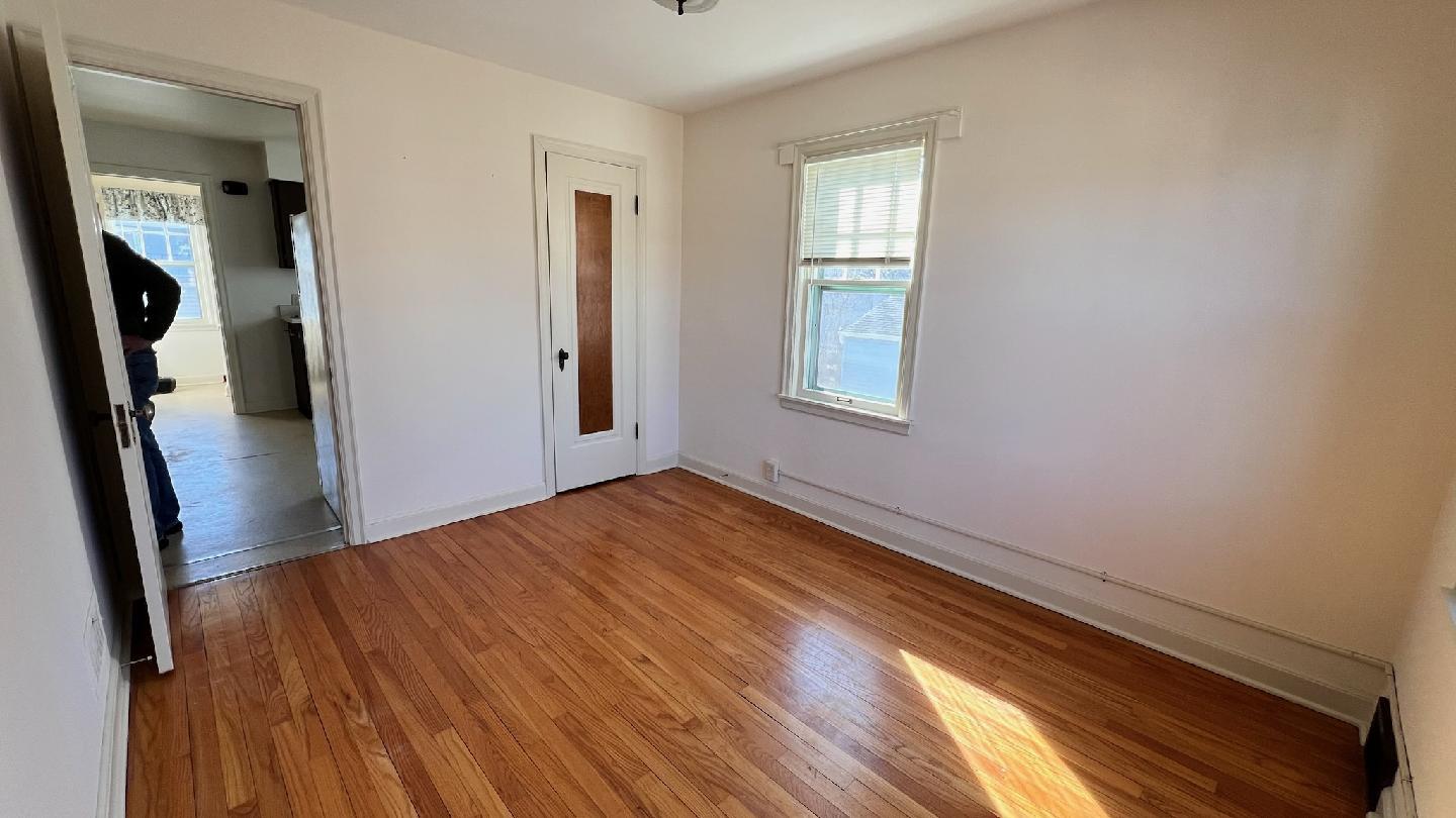 Building Photo - 3123 Atwood Ave