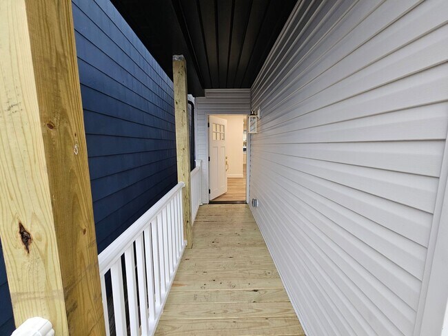 Building Photo - Amazing all new 4 bed 2.5 Bath House for rent!