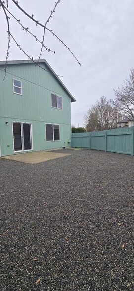 Building Photo - 19058 SW Christopher Dr