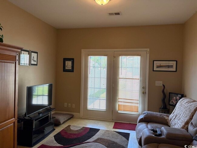 Building Photo - 991 Wrigley Dr