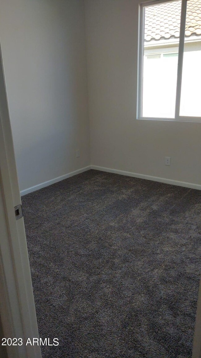 Building Photo - 17844 W Villa Hermosa Ln