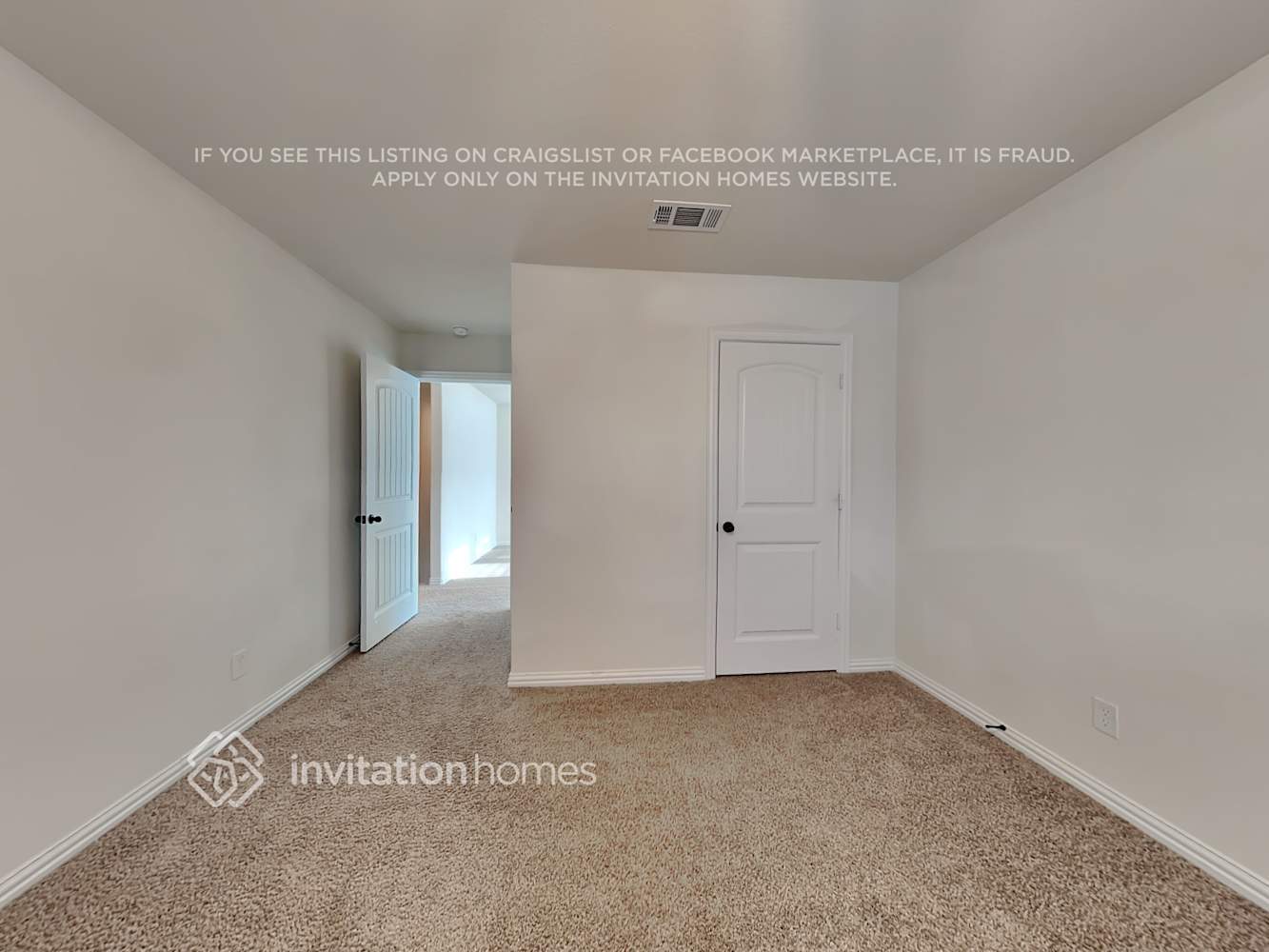 Building Photo - 1504 Smoke Signal Ln