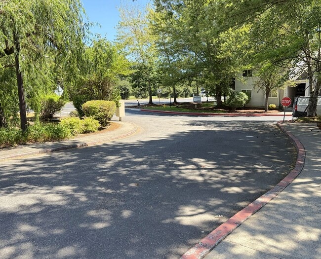 Building Photo - 4854-4866 SW 150th Pl