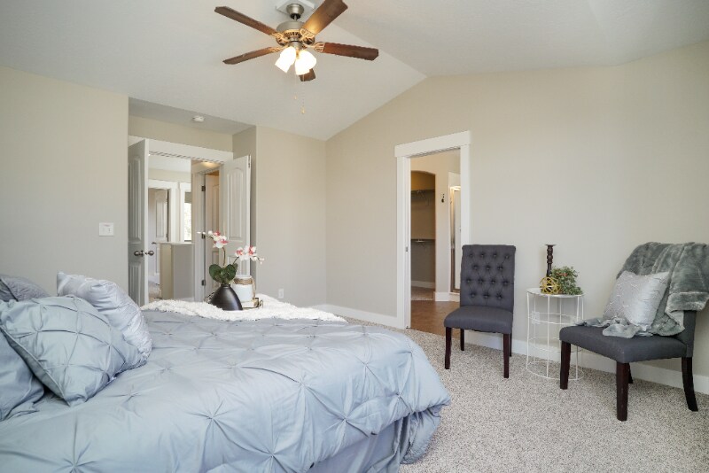 Building Photo - 2899 1150 W